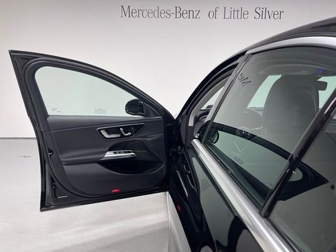 Used 2026 Mercedes-Benz E 350 4MATIC Sedan image 17