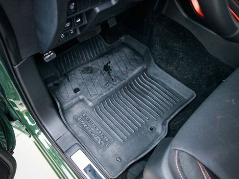 Used 2023 Nissan Frontier PRO-4X w/ Technology Package image 17