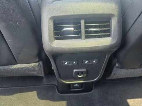 Used 2020 Chevrolet Equinox Premier FWD image 21