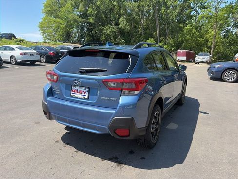 Certified 2022 Subaru Crosstrek 2.0i Premium AWD/4WD image 7