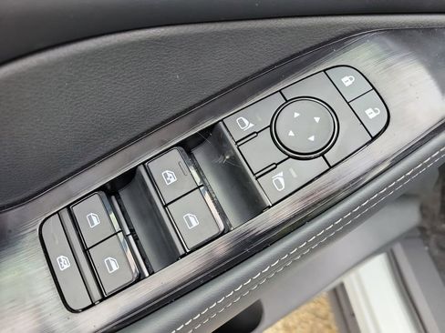 New 2026 Nissan Rogue SV image 24