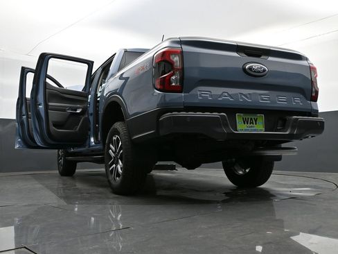 New 2025 Ford Ranger Lariat w/ FX4 Off-Road Package image 37