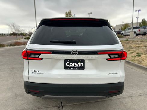 Used 2026 Toyota Grand Highlander Limited AWD/4WD image 6