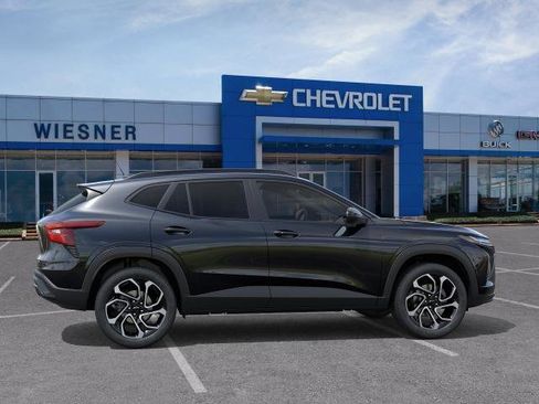 Used 2026 Chevrolet Trax RS w/ Driver Confidence Package FWD image 5