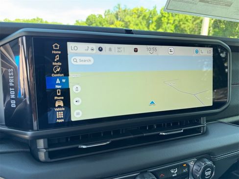 New 2025 Jeep Wrangler Unlimited Rubicon w/ Technology Group image 30