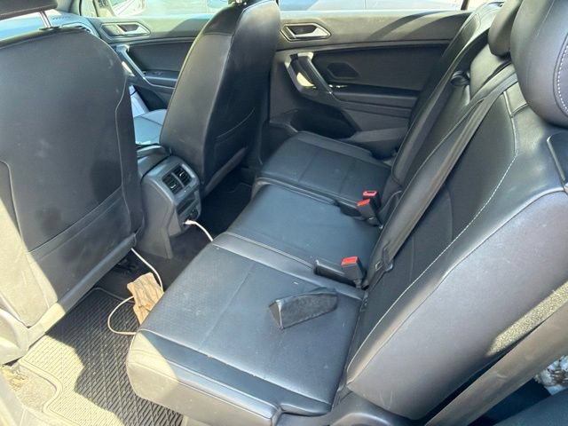 Used 2020 Volkswagen Tiguan SE R-Line w/ 3rd Row Seat Package AWD/4WD image 19