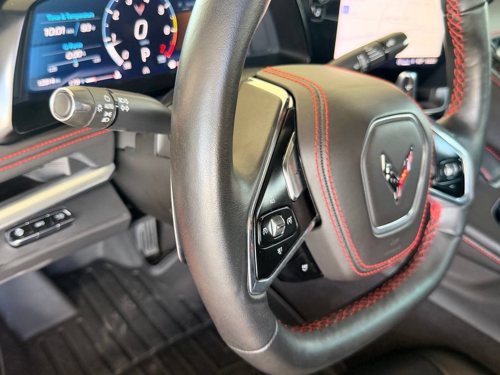 Used 2021 Chevrolet Corvette Stingray Premium Conv w/ Z51 Performance Package RWD image 19