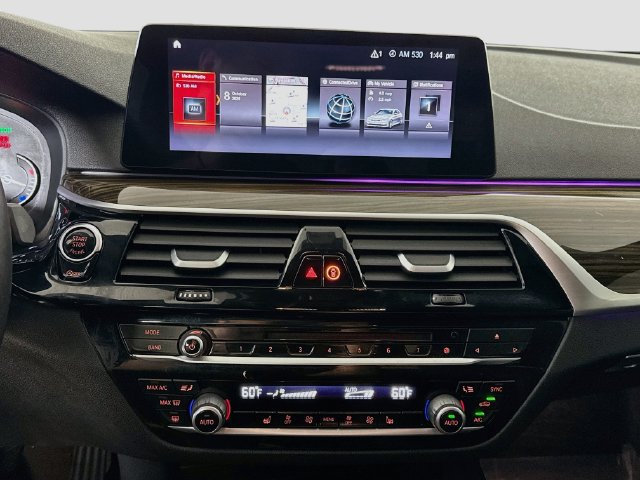Used 2019 BMW 530i xDrive AWD/4WD image 17