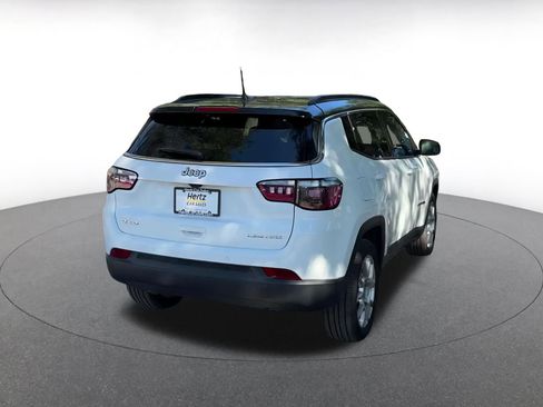 Used 2025 Jeep Compass Limited image 15