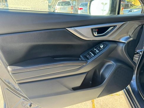 Used 2021 Subaru Crosstrek 2.5i Limited image 17