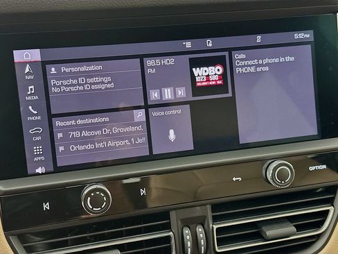 Certified 2026 Porsche Macan AWD/4WD image 15