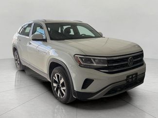 Used 2021 Volkswagen Atlas Cross Sport SE video 1