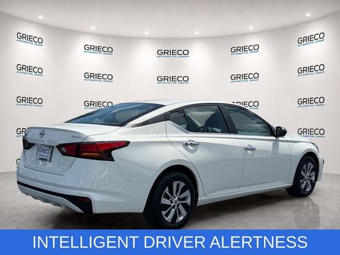 Used 2025 Nissan Altima 2.5 S FWD image 7