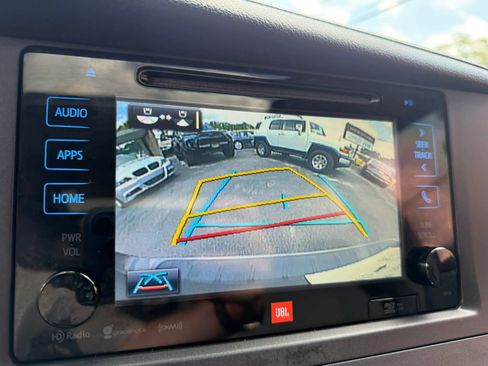 Used 2017 Toyota Sienna AWD image 37