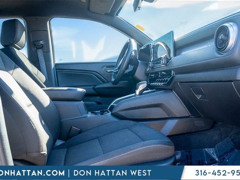 Used 2023 Chevrolet Colorado LT w/ LT Convenience Package image 19