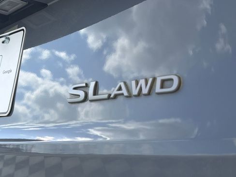 Used 2025 Nissan Rogue SL w/ Tech Package image 17