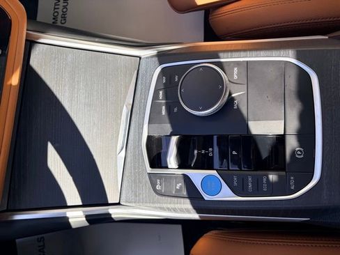 Used 2025 BMW i4 eDrive40 w/ Premium Package image 13