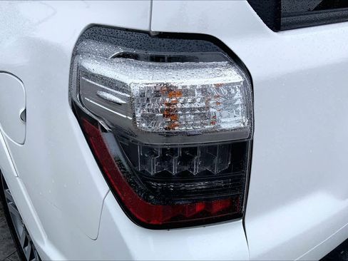 Used 2023 Toyota 4Runner TRD Sport w/ Technology Package AWD/4WD image 26