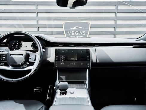 Used 2025 Land Rover Range Rover SE AWD/4WD image 50