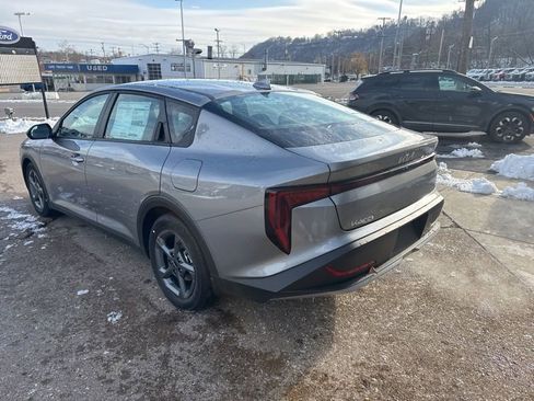 New 2025 Kia K4 LXS image 5
