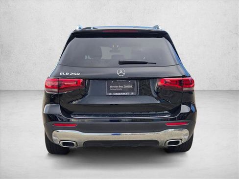 Used 2020 Mercedes-Benz GLB 250 image 6