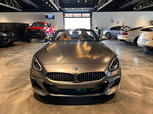 Used 2022 BMW Z4 M40i w/ Premium Package image 8