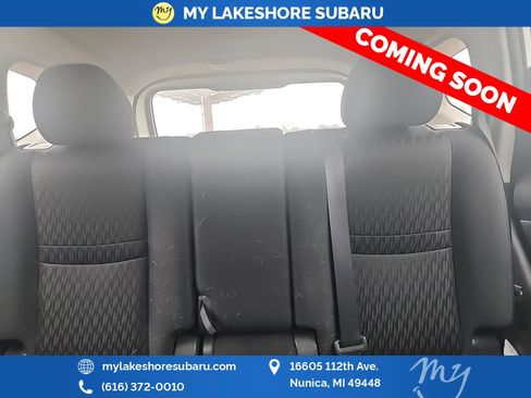 Used 2017 Nissan Rogue S AWD/4WD image 9