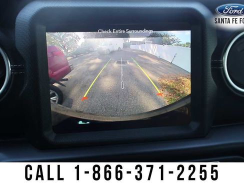 Used 2022 Jeep Wrangler Unlimited Sahara w/ Cold Weather Group image 37