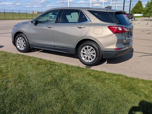 Used 2018 Chevrolet Equinox LT FWD image 8