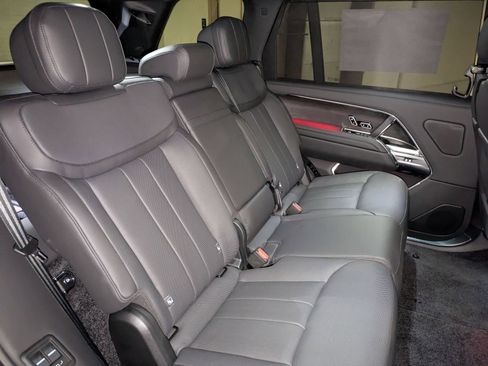 New 2026 Land Rover Range Rover Long Wheelbase SE AWD/4WD image 29