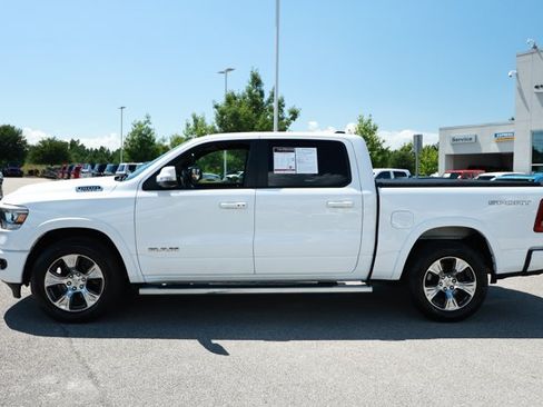 Used 2022 RAM 1500 Laramie w/ Sport Appearance Package AWD/4WD image 10