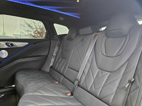 Used 2025 BMW XM image 21
