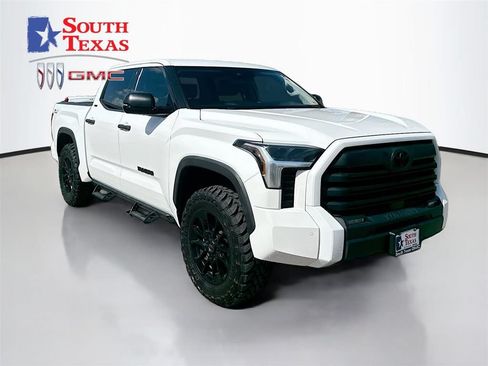 Used 2023 Toyota Tundra SR5 w/ SR5 Convenience Package RWD image 1