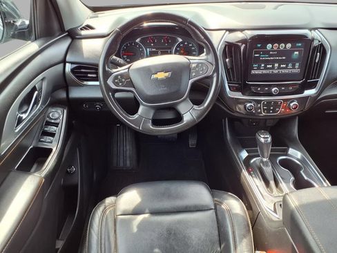 Used 2019 Chevrolet Traverse LT AWD/4WD image 4