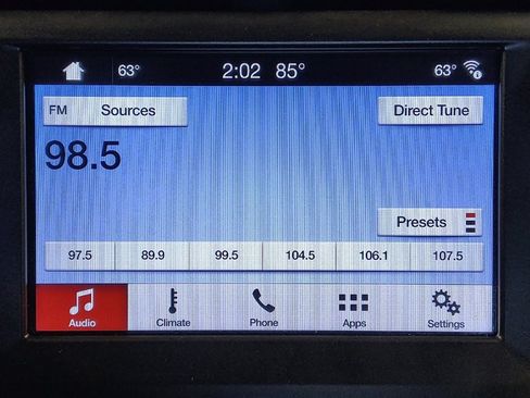 Used 2019 Ford Fusion SE FWD image 25