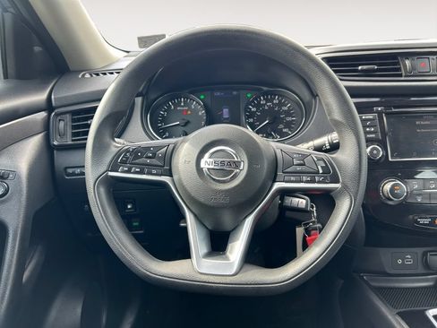 Used 2019 Nissan Rogue S AWD/4WD image 12