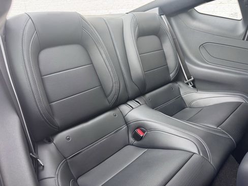 Used 2024 Ford Mustang GT Premium image 19