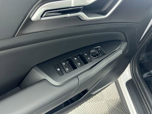 New 2026 Kia Sportage EX image 16