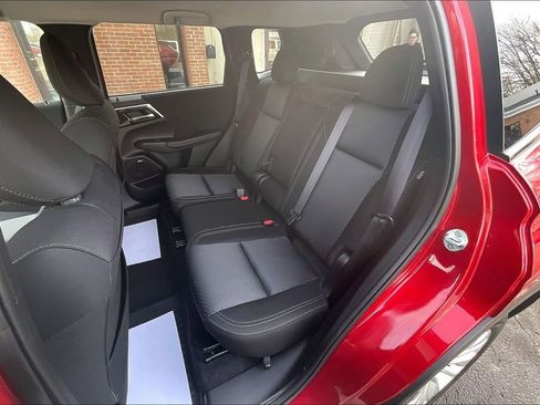 Used 2025 Mitsubishi Outlander ES image 25