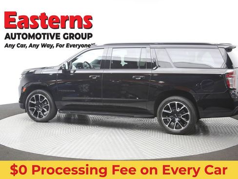 Used 2022 Chevrolet Suburban RST w/ Luxury Package AWD/4WD image 65