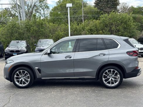 Certified 2024 BMW X5 xDrive40i w/ Premium Package AWD/4WD image 8