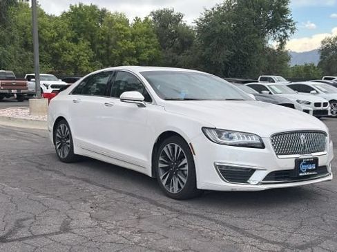 Used 2019 Lincoln MKZ Reserve FWD image 7