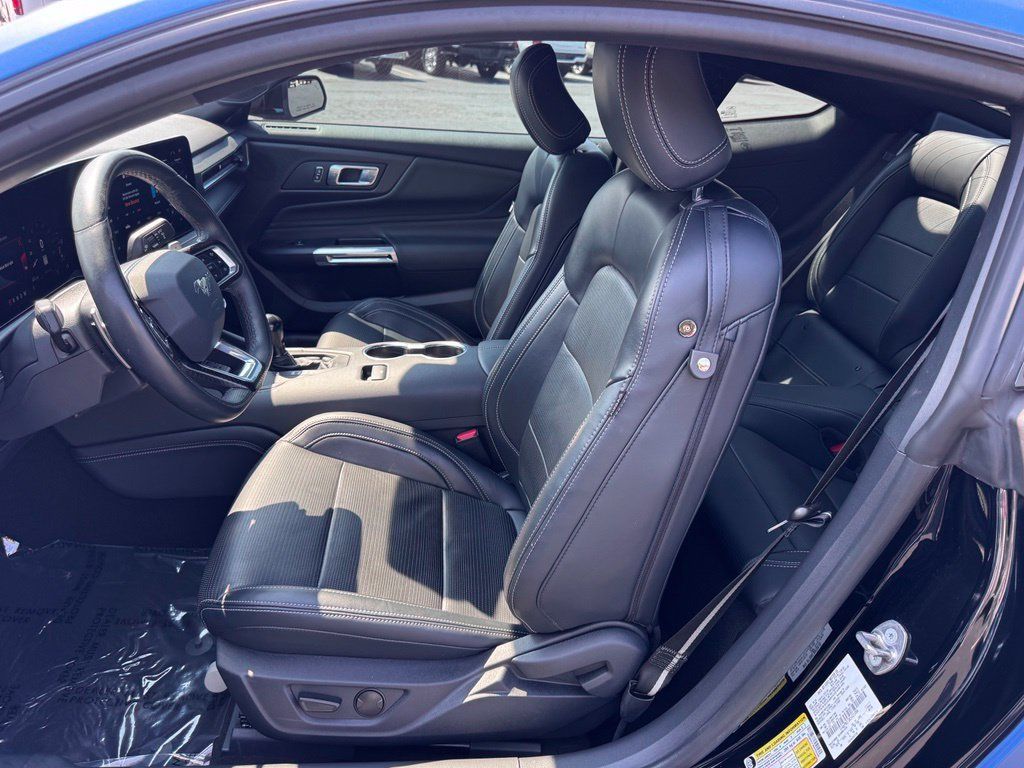 Used 2024 Ford Mustang GT Premium RWD image 21