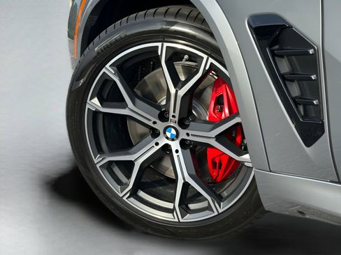 New 2026 BMW X5 xDrive50e w/ Executive Package AWD/4WD image 10