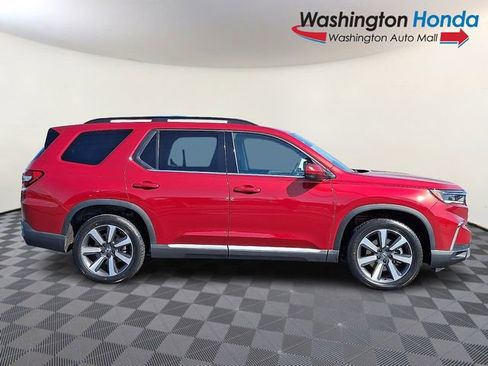 Certified 2023 Honda Pilot Touring image 7