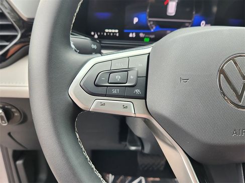 New 2025 Volkswagen Taos S image 9
