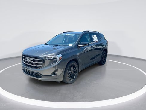 Used 2021 GMC Terrain SLT w/ Infotainment Package II FWD image 5