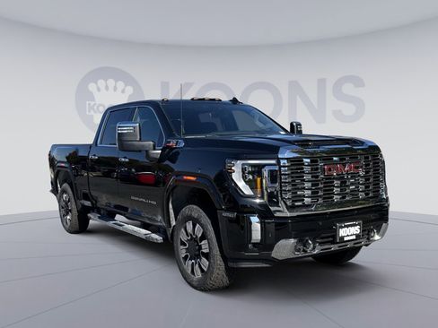New 2026 GMC Sierra 2500 Denali w/ Denali Reserve Package image 10