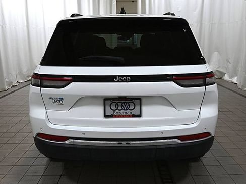 Used 2023 Jeep Grand Cherokee 4WD 4xe image 12