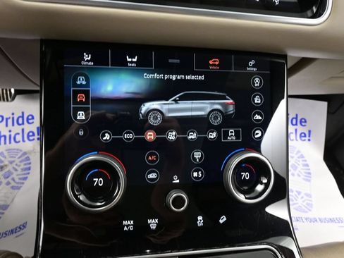 Used 2018 Land Rover Range Rover Velar R-Dynamic HSE AWD/4WD image 39